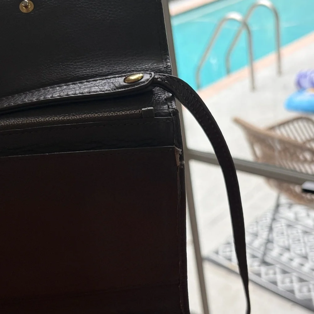 Marc by Marc Jacobs Gray Leather Wallet Crossbody - Picture 9 of 9
